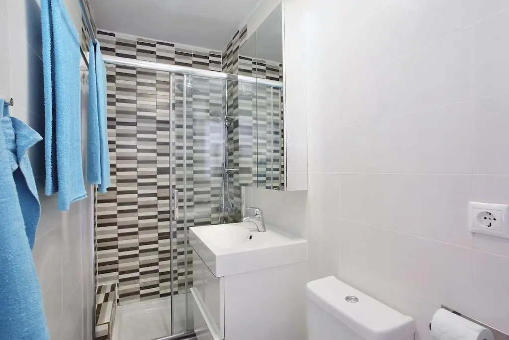 Playa Paraiso 79 - Townhouse At The Beach For Up To 7 Guests Manilva 0*,  Spain