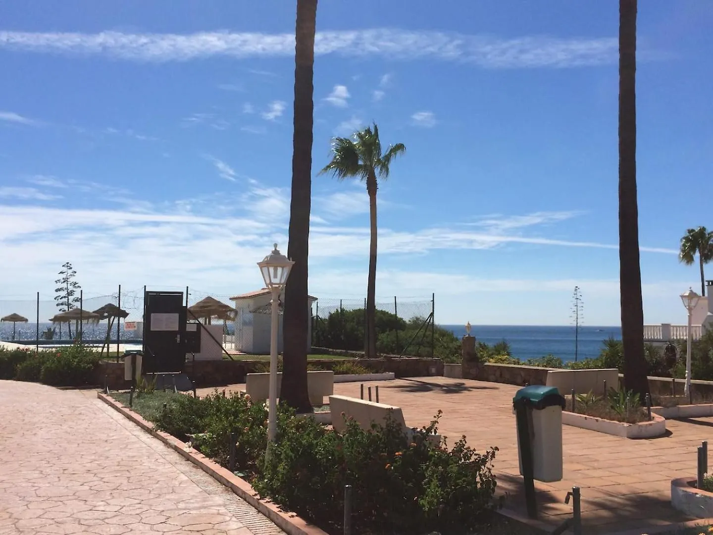 Playa Paraiso 79 - Townhouse At The Beach For Up To 7 Guests Manilva 0*,  Spain