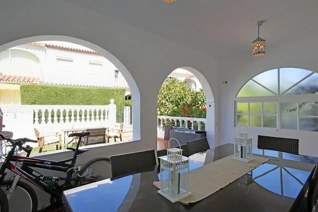 Tatil Evi Playa Paraiso 79 - Townhouse At The Beach For Up To 7 Guests Manilva İspanya